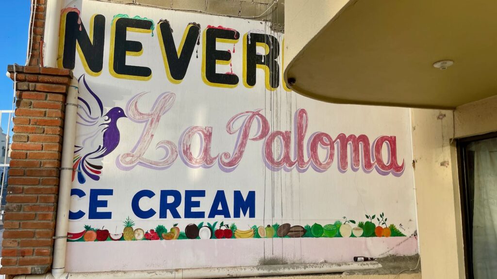 Never(ía) La Paloma Wall Sign