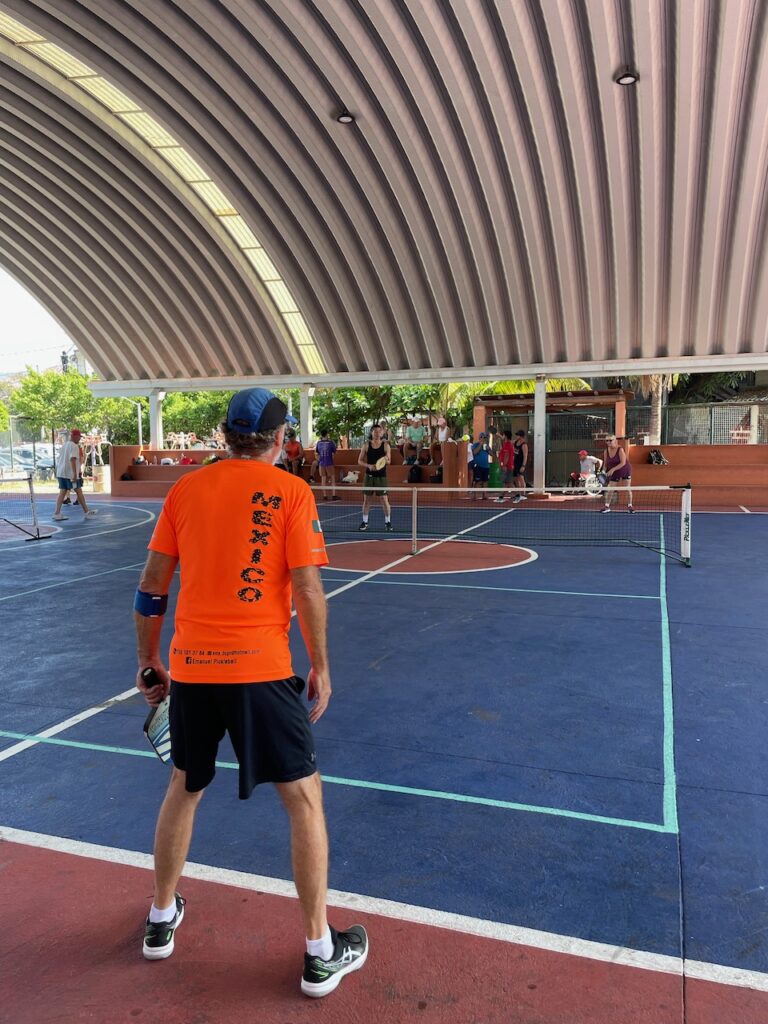 Pickleball at Parque Solidaridad Zihuatanejo