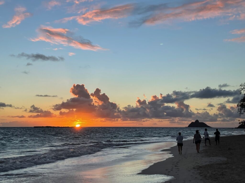 Sunrise at Kailua Beach Park