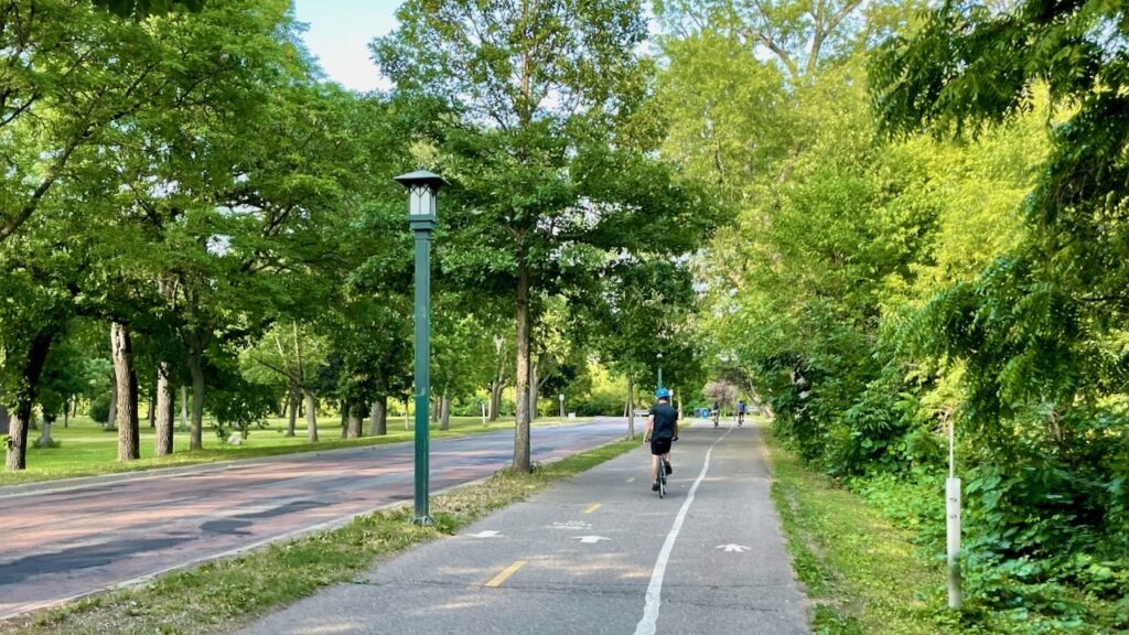 West River Parkway Minneapolis