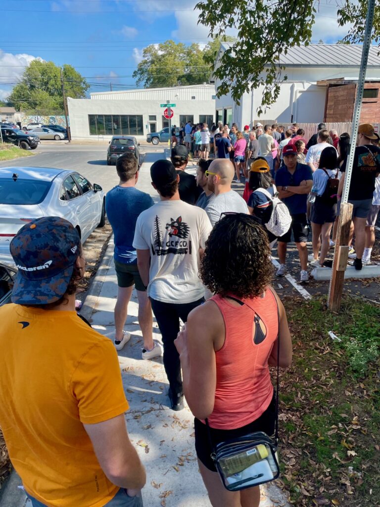 Line at La Barbecue Austin